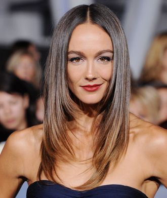 How tall is Sharni Vinson?